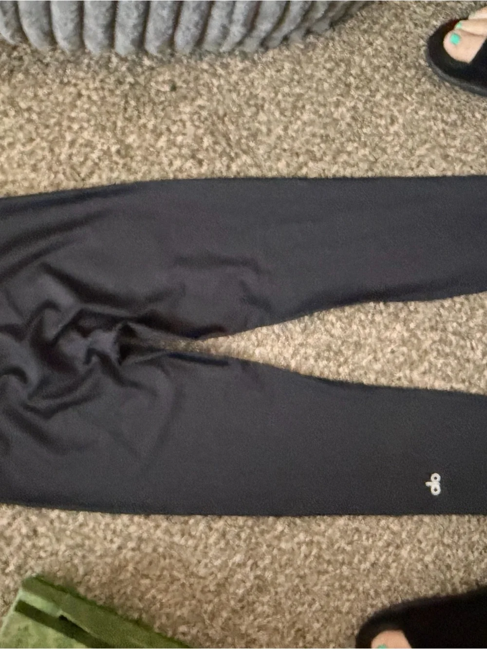 Alo High-Waist Leggings in Black 7/8 large nwt